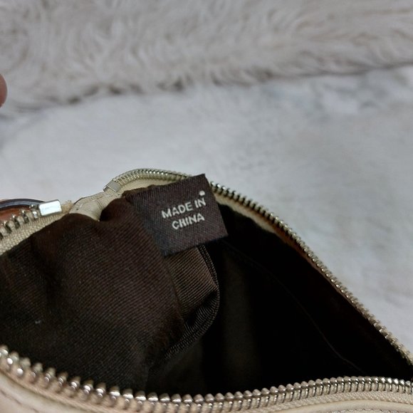 Coach Women's Cream Leather Mini Bag/Wristlet - Picture 6 of 12